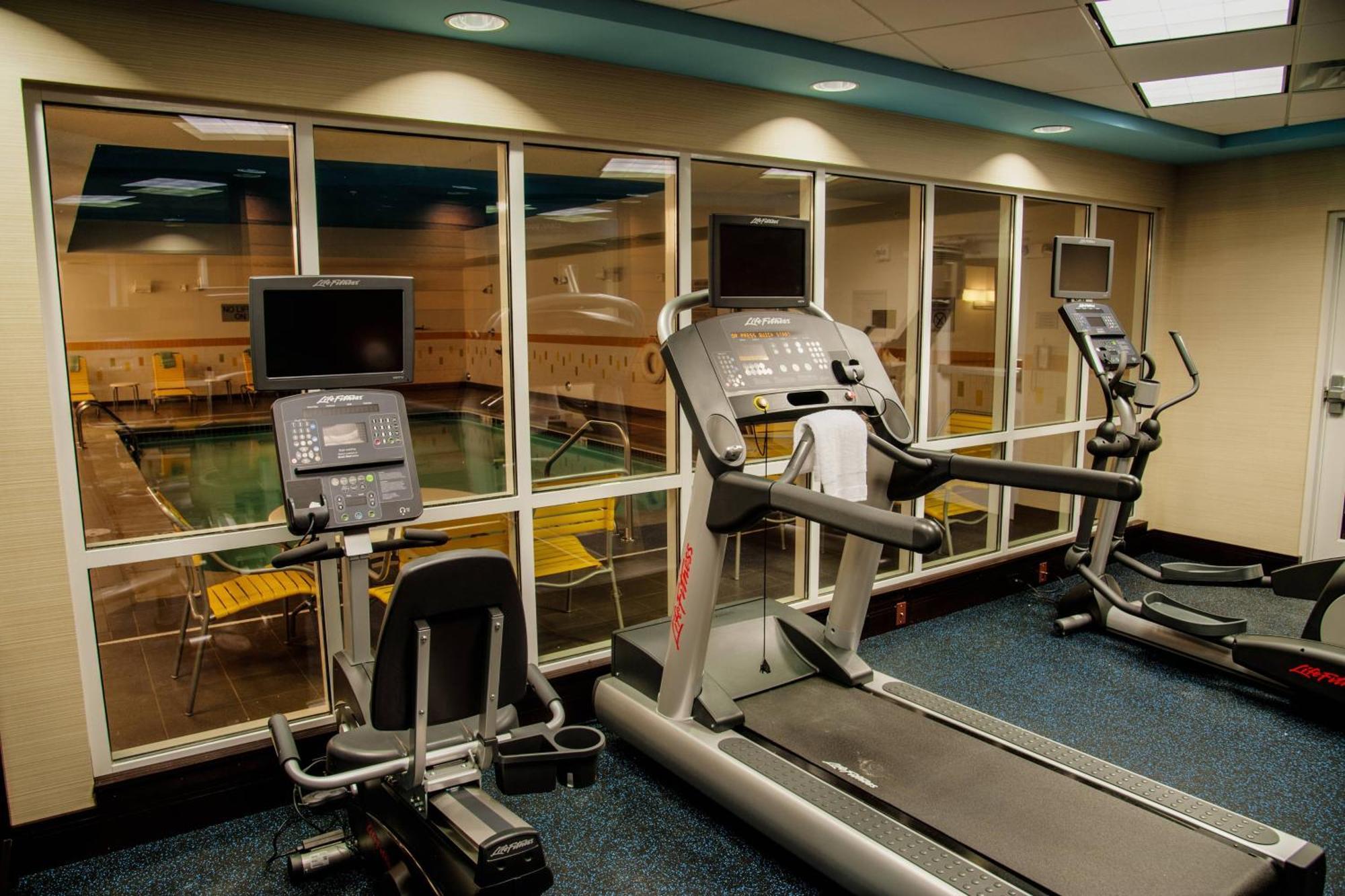 Hotel Fairfield & By Marriott Montgomery Airport 3*