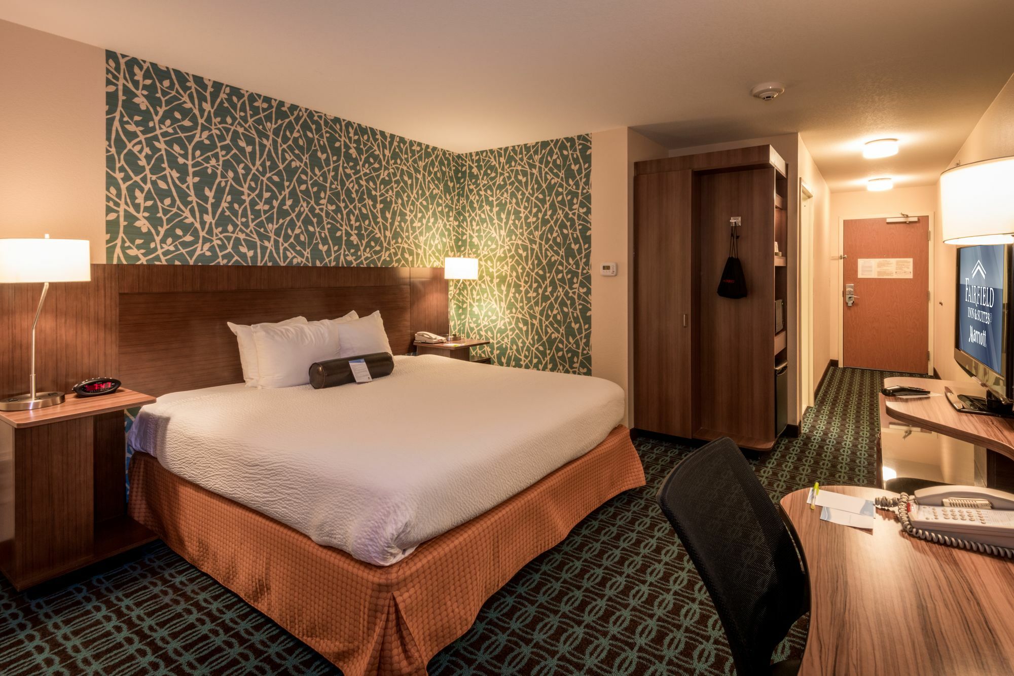 Fairfield & By Marriott Montgomery Airport 3*